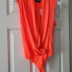 Bebe bodysuit coral size m medium